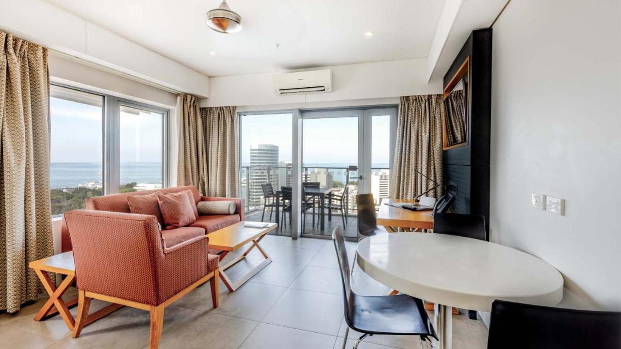 Oaks Darwin Elan Hotel Exterior foto