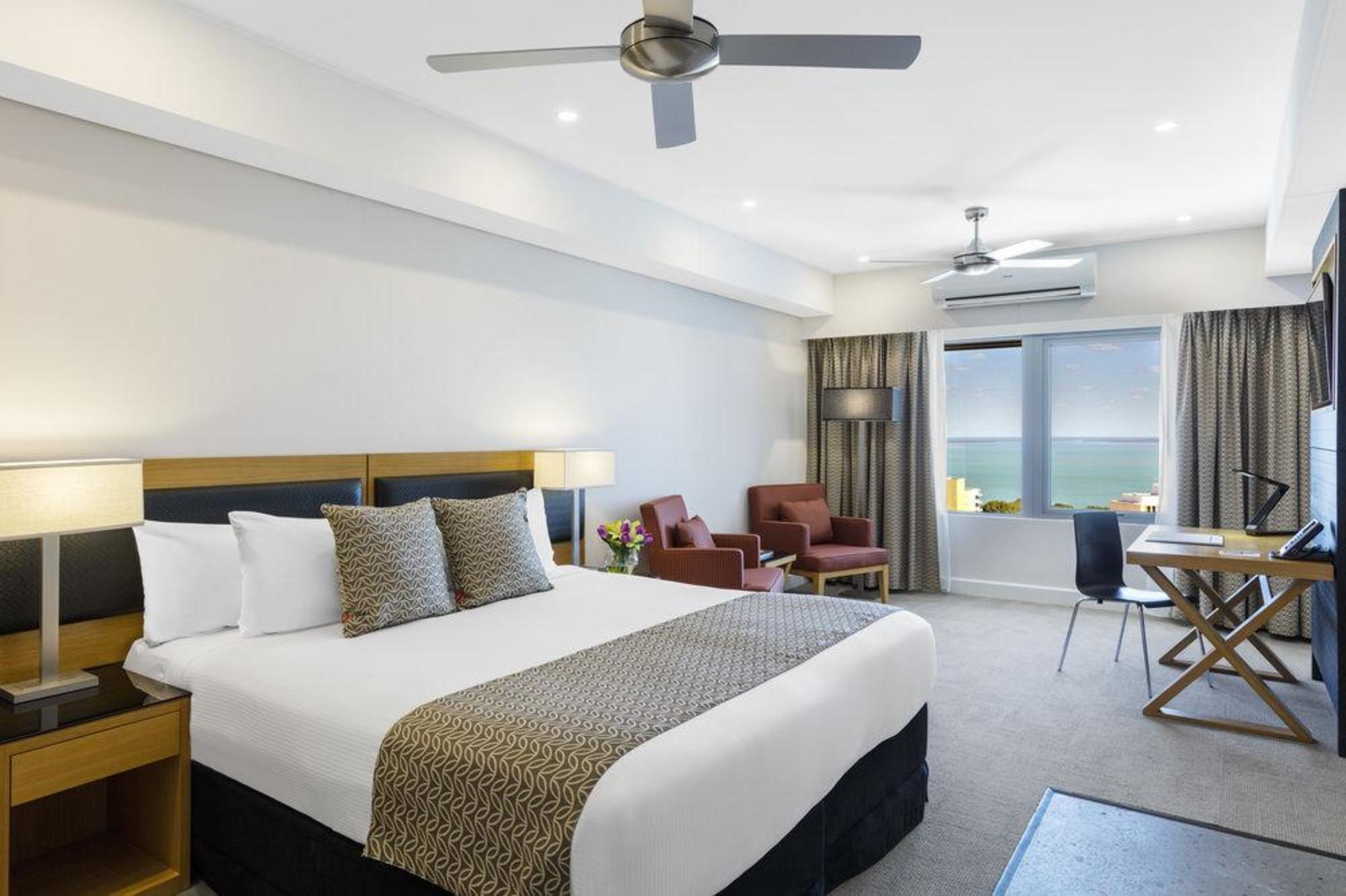 Oaks Darwin Elan Hotel Exterior foto